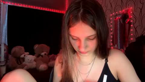 Bella online show from May 25, 12:00 pm