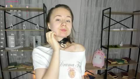 Lizy online show from June 7, 7:39 pm