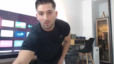 Snapshot of bunzdanny chatting on October 4, 5:44 pm BunzDanny online show from October 4, 5:44 pm