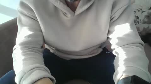 Snapshot of burak20x chatting on December 18, 12:11 pm burak20x online show from December 18, 12:11 pm