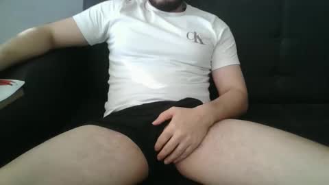 Snapshot of burak20x chatting on January 9, 12:41 pm burak20x online show from January 9, 12:41 pm