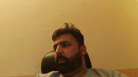 Hairy Arabian online show from February 25, 5:04 pm