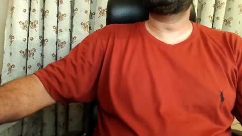 Hairy Arabian online show from July 13, 6:33 pm
