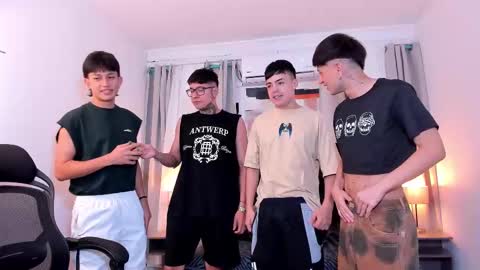 Snapshot of burning_wallen chatting on March 11, 8:20 pm zack axel David and Anthony online show from March 11, 8:20 pm