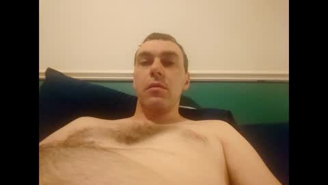 Snapshot of burtz909 chatting on December 30, 11:37 am burtz909 online show from December 30, 11:37 am