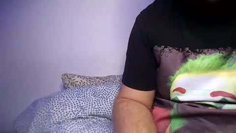 Snapshot of bury703709 chatting on November 2, 1:46 pm Creazy dad online show from November 2, 1:46 pm