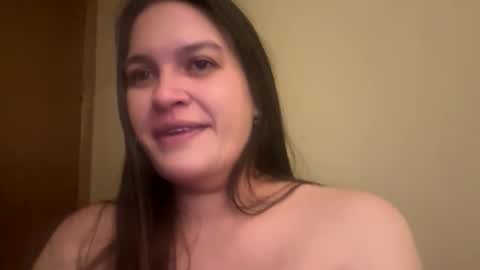 Snapshot of buschbaby chatting on April 20, 11:35 am buschbaby online show from April 20, 11:35 am