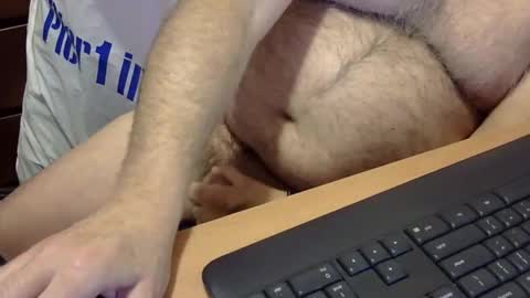 Snapshot of bushwhacker71161 chatting on November 14, 12:31 am bushwhacker71161 online show from November 14, 12:31 am