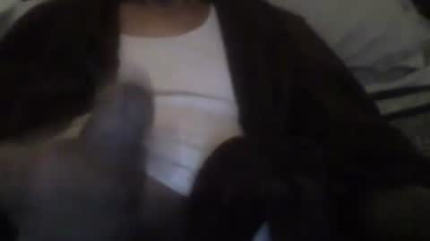 Snapshot of busturgutzgd11 chatting on January 8, 5:27 am Busturgutzgd1 online show from January 8, 5:27 am