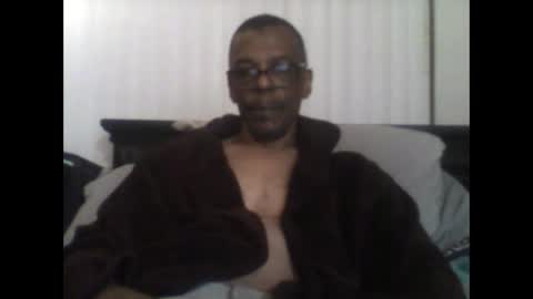 Snapshot of busturgutzgd11 chatting on January 19, 1:33 pm Busturgutzgd1 online show from January 19, 1:33 pm