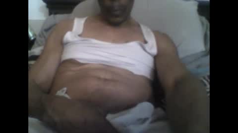 Snapshot of busturgutzgd11 chatting on February 24, 8:38 am Busturgutzgd1 online show from February 24, 8:38 am