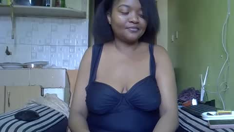 busty kenzi online show from January 12, 10:12 am