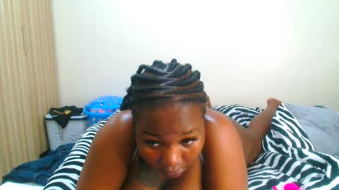 Snapshot of busty_mellons69 chatting on May 4, 1:18 pm busty_mellons69 online show from May 4, 1:18 pm