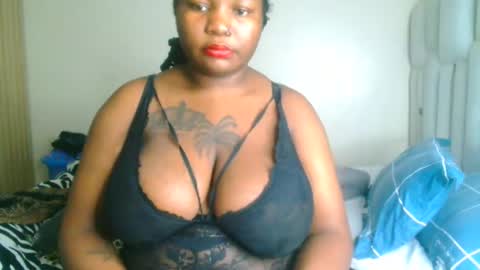 Snapshot of busty_mellons69 chatting on May 13, 10:34 am busty_mellons69 online show from May 13, 10:34 am