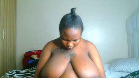 Snapshot of busty_mellons69 chatting on May 19, 6:14 pm busty_mellons69 online show from May 19, 6:14 pm