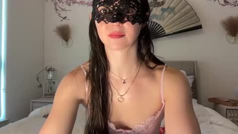 Snapshot of busy_bee69 chatting on May 16, 9:35 pm busy_bee69 online show from May 16, 9:35 pm