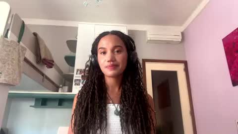 Snapshot of butterflyboop chatting on June 20, 2:09 pm Anna online show from June 20, 2:09 pm