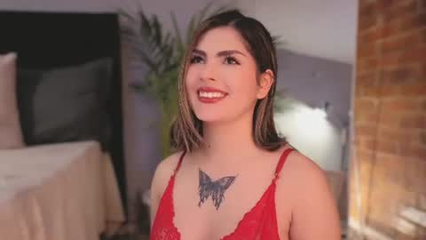 Snapshot of butterflyx39 chatting on August 8, 7:27 pm Lia Butterfly online show from August 8, 7:27 pm