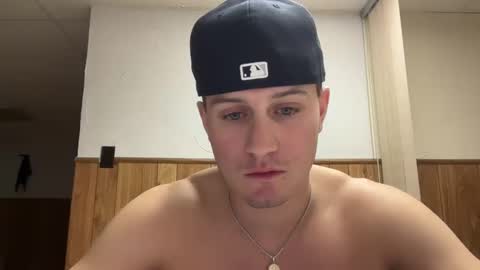 Snapshot of buzz5127 chatting on October 28, 5:22 am buzz5127 online show from October 28, 5:22 am