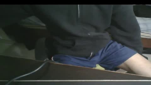 Snapshot of bwc_thebully chatting on October 2, 10:17 pm bwc_thebully online show from October 2, 10:17 pm