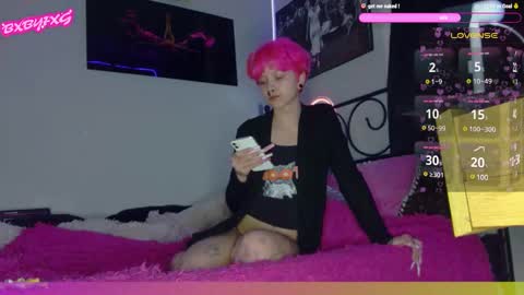 Snapshot of bxbyfxgaa chatting on February 9, 3:43 am BxBYFxG online show from February 9, 3:43 am