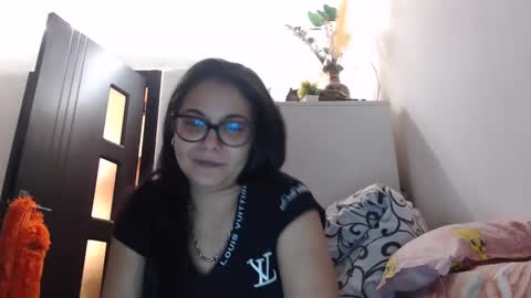 Snapshot of byanna_kevin chatting on December 12, 5:48 pm Byanna and Kevin online show from December 12, 5:48 pm