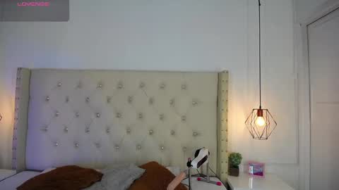 bycandy_ online show from November 20, 1:11 pm