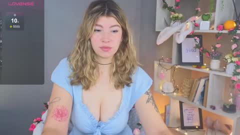 Kira online show from December 5, 8:00 am