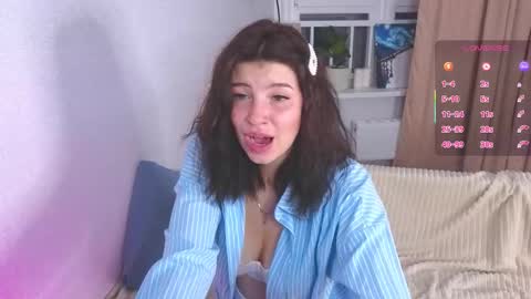 Kira online show from November 30, 2:54 pm