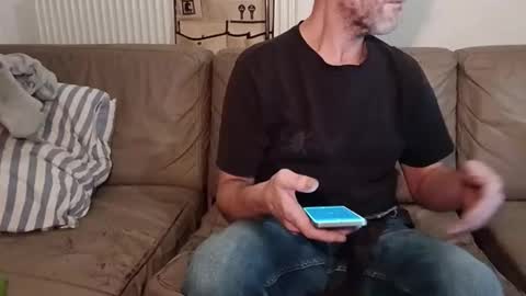 Snapshot of byvlrxsylbvy chatting on November 18, 12:27 am byvlrxsylbvy online show from November 18, 12:27 am