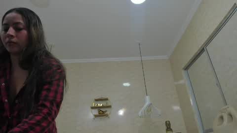 Camii Sweet  online show from April 12, 8:14 pm