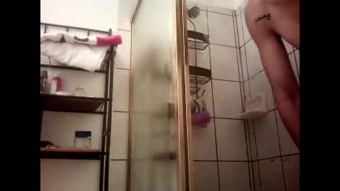 caga_palos online show from March 10, 1:05 pm