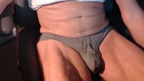 CAgay8 online show from May 16, 1:35 am
