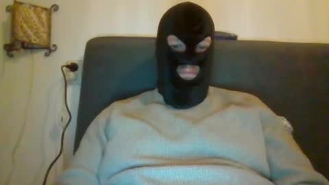 cagegag31 online show from February 16, 9:00 pm