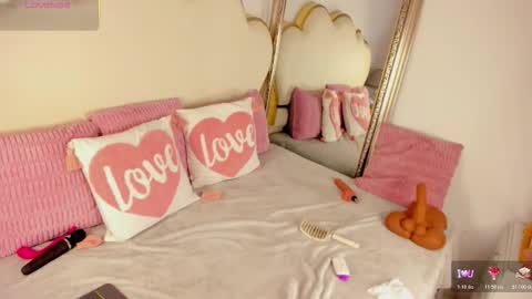 Snapshot of cahitlinbel chatting on November 27, 5:20 am Cahitlin online show from November 27, 5:20 am