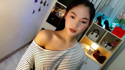 caitlin online show from May 1, 7:29 pm