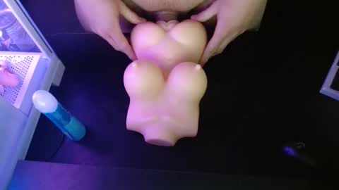 Snapshot of caiturbate chatting on November 22, 1:21 pm Caiturbate online show from November 22, 1:21 pm