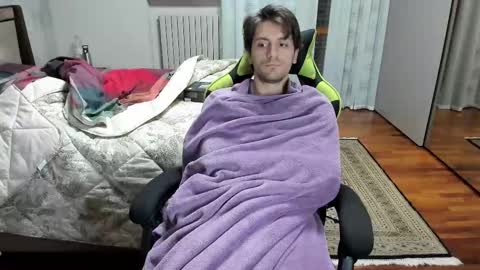 Snapshot of calciatore94 chatting on November 22, 11:42 am Marco online show from November 22, 11:42 am