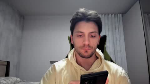 Snapshot of calciatore94 chatting on March 10, 8:36 pm Marco online show from March 10, 8:36 pm