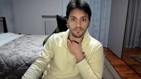 Snapshot of calciatore94 chatting on March 12, 8:37 pm Marco online show from March 12, 8:37 pm