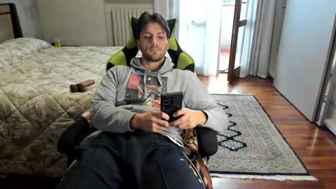 Snapshot of calciatore94 chatting on March 13, 2:12 pm Marco online show from March 13, 2:12 pm