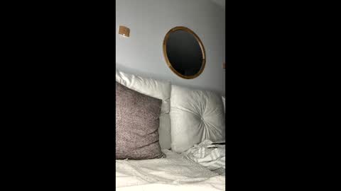 Snapshot of caldcyti chatting on December 17, 11:44 pm caldcyti online show from December 17, 11:44 pm