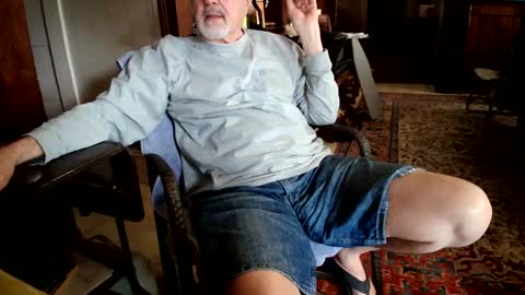 Cal online show from February 19, 7:48 pm