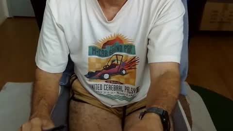 califun4u online show from April 21, 7:17 pm