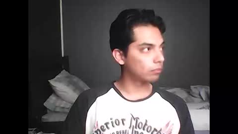 Snapshot of caligula_99 chatting on January 18, 7:39 pm Calgula online show from January 18, 7:39 pm