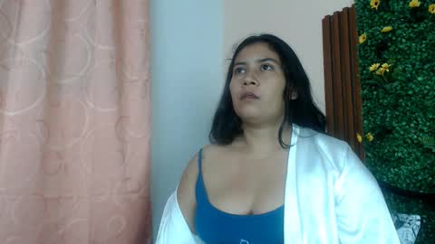 calimasalas2 online show from February 7, 2:26 am