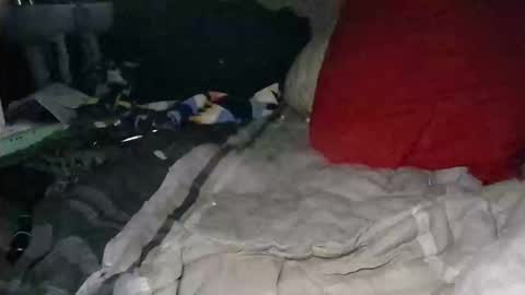 Snapshot of calisguitar chatting on January 3, 2:43 am Calisguitar online show from January 3, 2:43 am