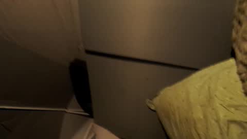 Snapshot of calisguitar chatting on January 25, 11:55 am Calisguitar online show from January 25, 11:55 am