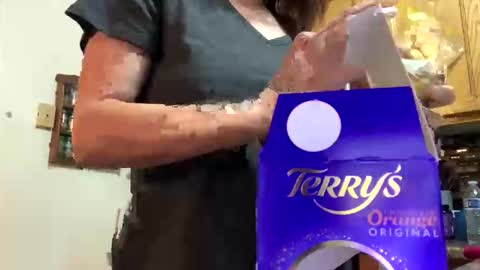 calishop1 online show from February 28, 3:40 am