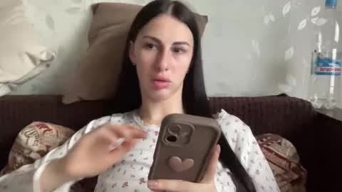 Anna online show from December 5, 9:29 am